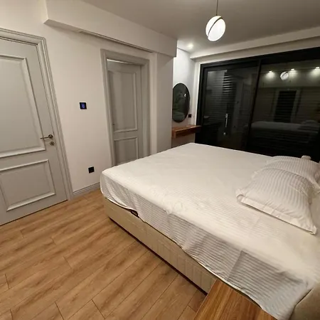 Luxury With Private Pool Sifne Alacati Apartment *