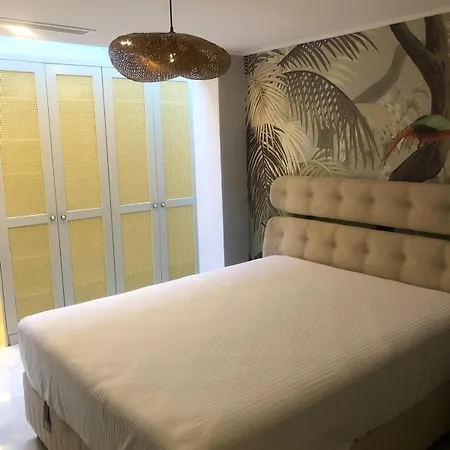 Luxury With Private Pool Sifne Alacati 公寓 *