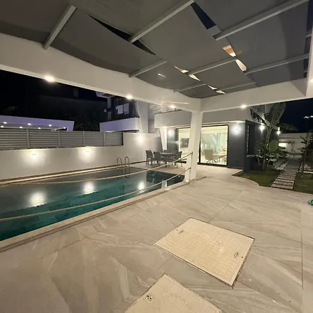 公寓 Luxury With Private Pool Sifne Alacati
